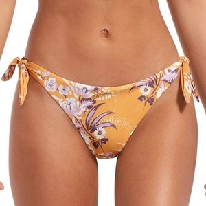 Vitamin A Floral Gidget Bottoms Soleada Yellow